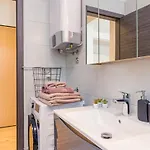M****, New + Parking Apartment